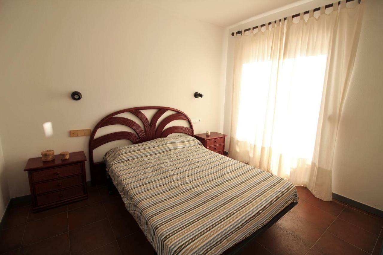 3330 Royal Marina I Tramuntana 4-10 Apartment Roses Bagian luar foto